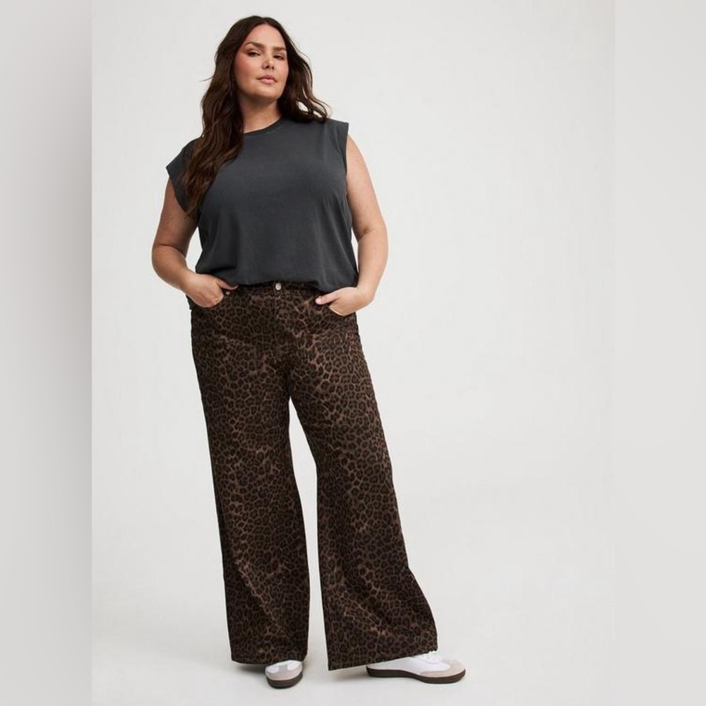 Torrid Wide high rise  stretch Leg Jeans Leopard 12 tall